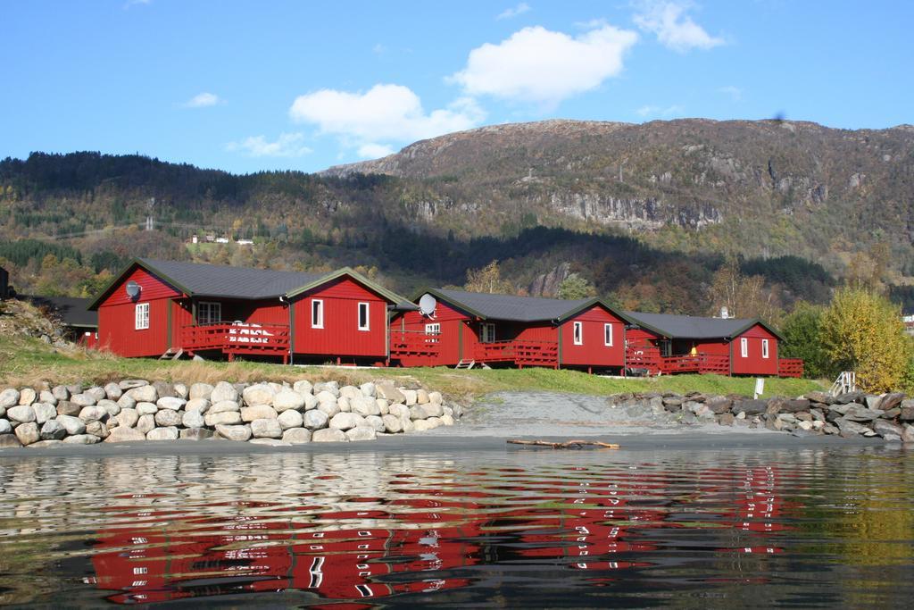 Sauda Fjord Camping Saudasjoen Bagian luar foto