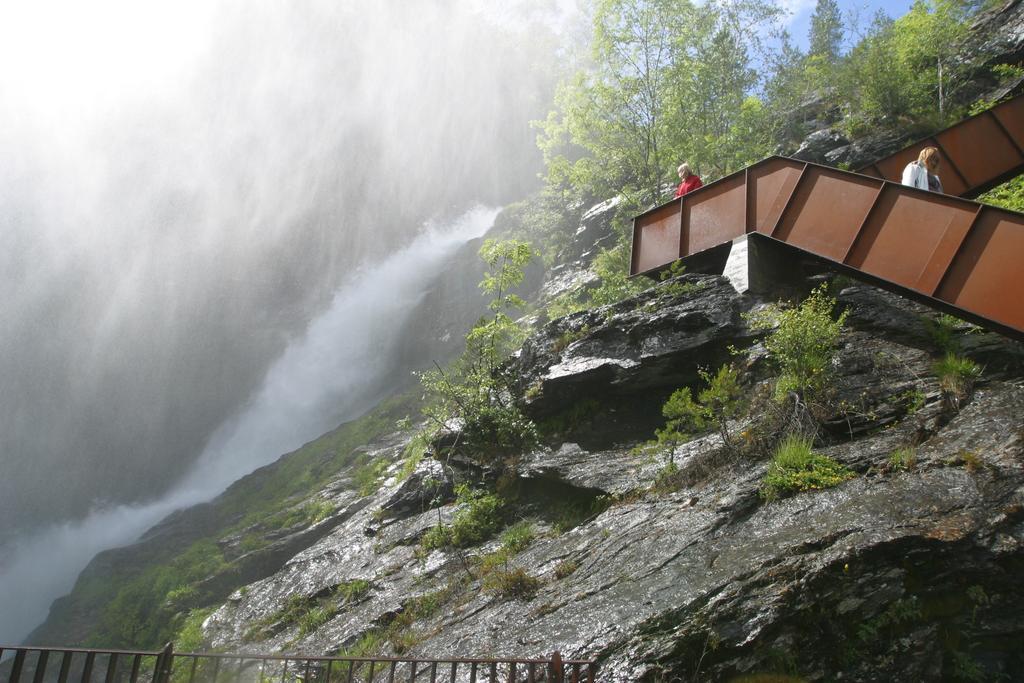 Sauda Fjord Camping Saudasjoen Bagian luar foto